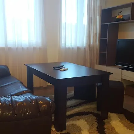 Apartment Alex Deluxe 2 *